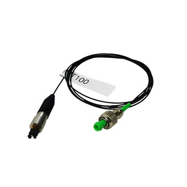 Specifications of an 8-core optical fiber splitter