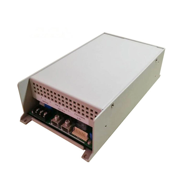 How many wires are mainly used in fiber optic patch cords for connection 