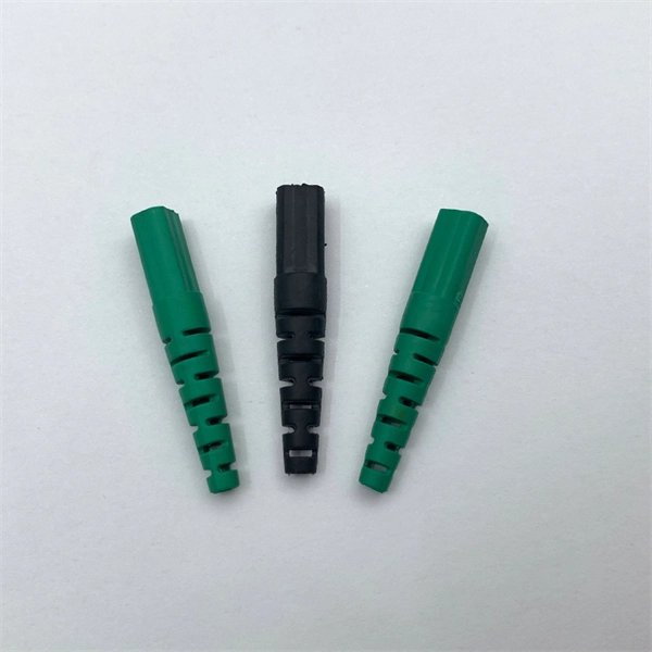 Circuit routing via cable trays