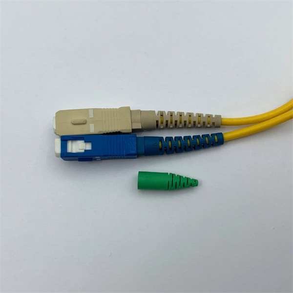 Fiber Optic Terminal Box DIN Rail Type 16-core PDF preview