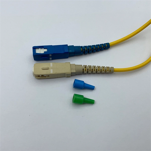 Fiber optic flange head single-mode or multi-mode