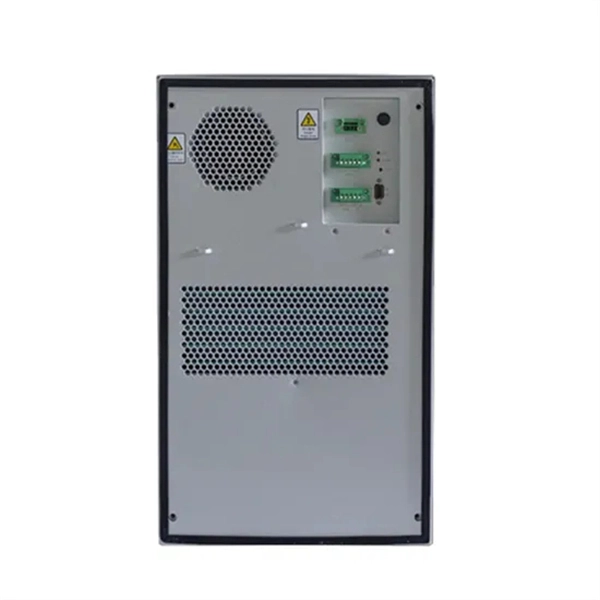 What type of battery core is used in the optical fiber cables used by telecommunications companies 